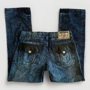 True Religion Jeans Mens 38x32 Actual Size, Straight With Black Pocket Flaps